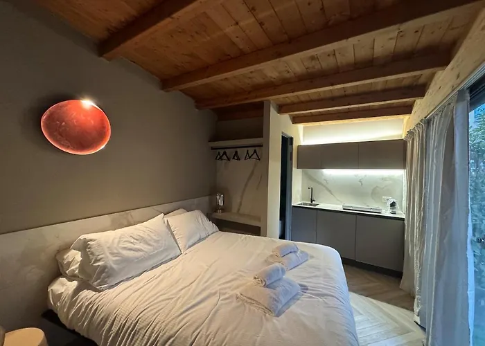 Florence Armonia Suite With Jacuzzi Pool